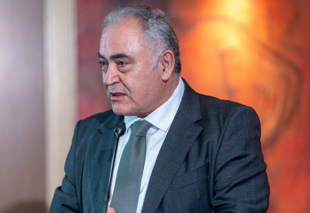 Γ. Χατζηθεοδοσίου στην “ΑΞΙΑ”: Η επίμονη πρόκληση της ακρίβειας για επιχειρήσεις και νοικοκυριά